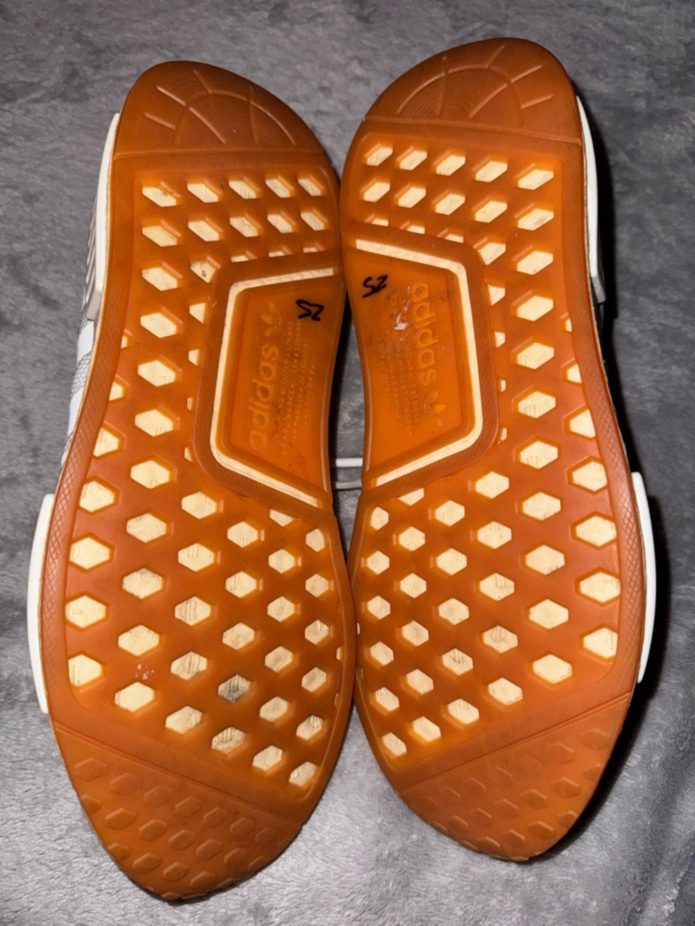 Mens Adidas White NMD R1 Shoes - Picture 6 of 8